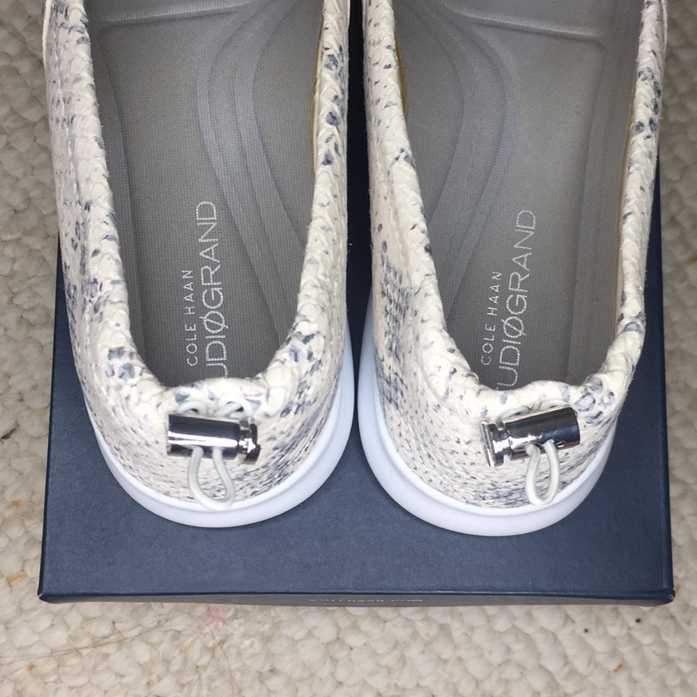 š» Cole Haan Studio Grand Perf Slipon - Picture 7 of 8